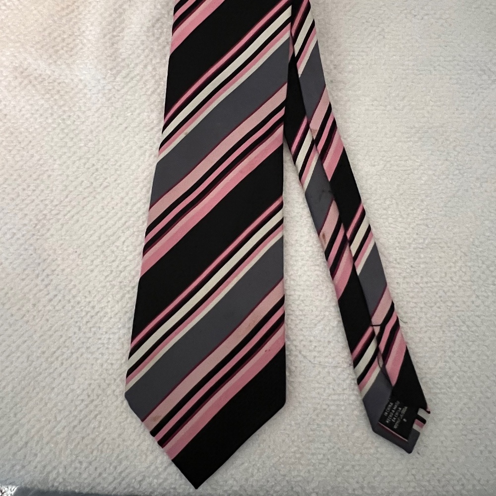 Geoffrey Beene tie